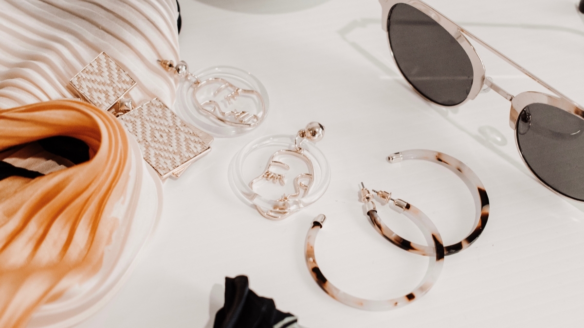 Small Leather Goods That Elevate Your Everyday Style